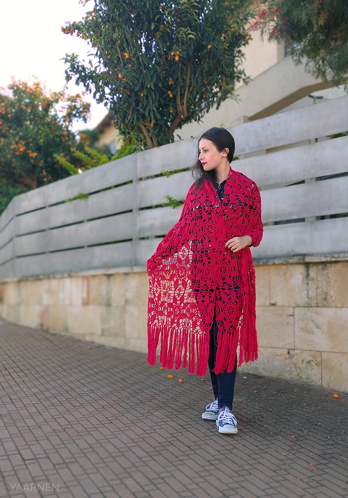 Poinsettia – Crochet Lace Fringed Shawl Pattern (PDF)